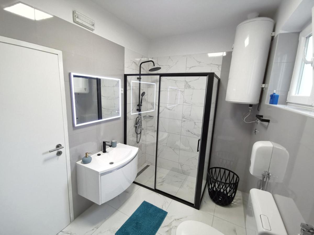Apartman Rocan Vrsar Exterior foto