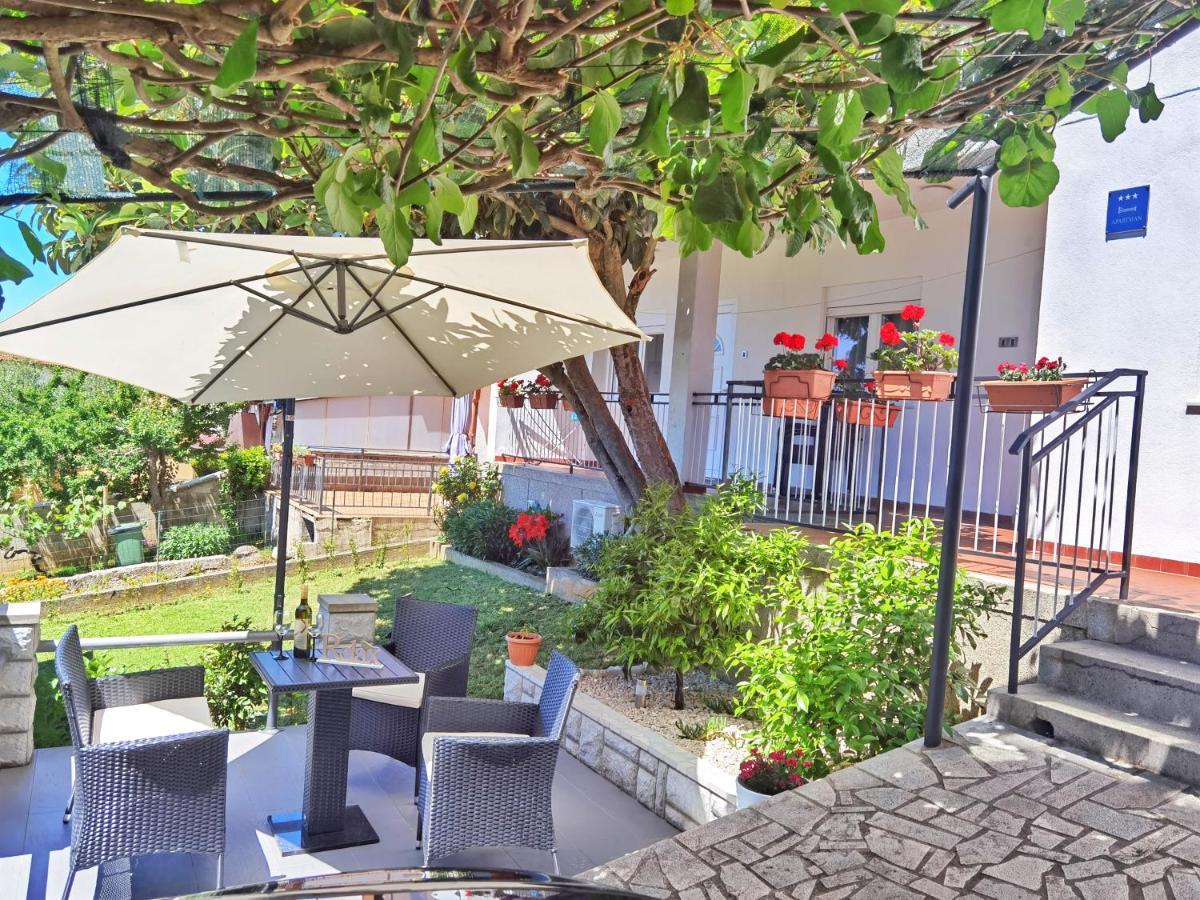 Apartman Rocan Vrsar Exterior foto
